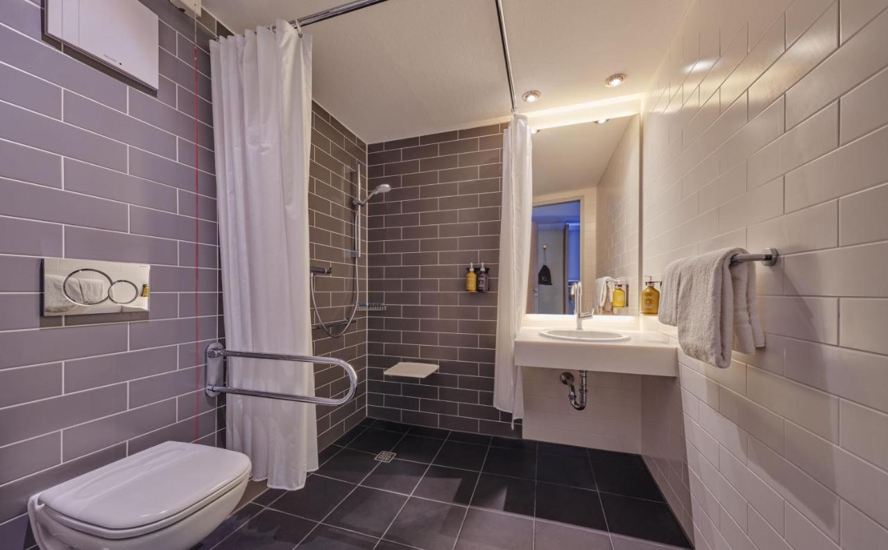 Express Muelheim By Ihg Hotel Cologne