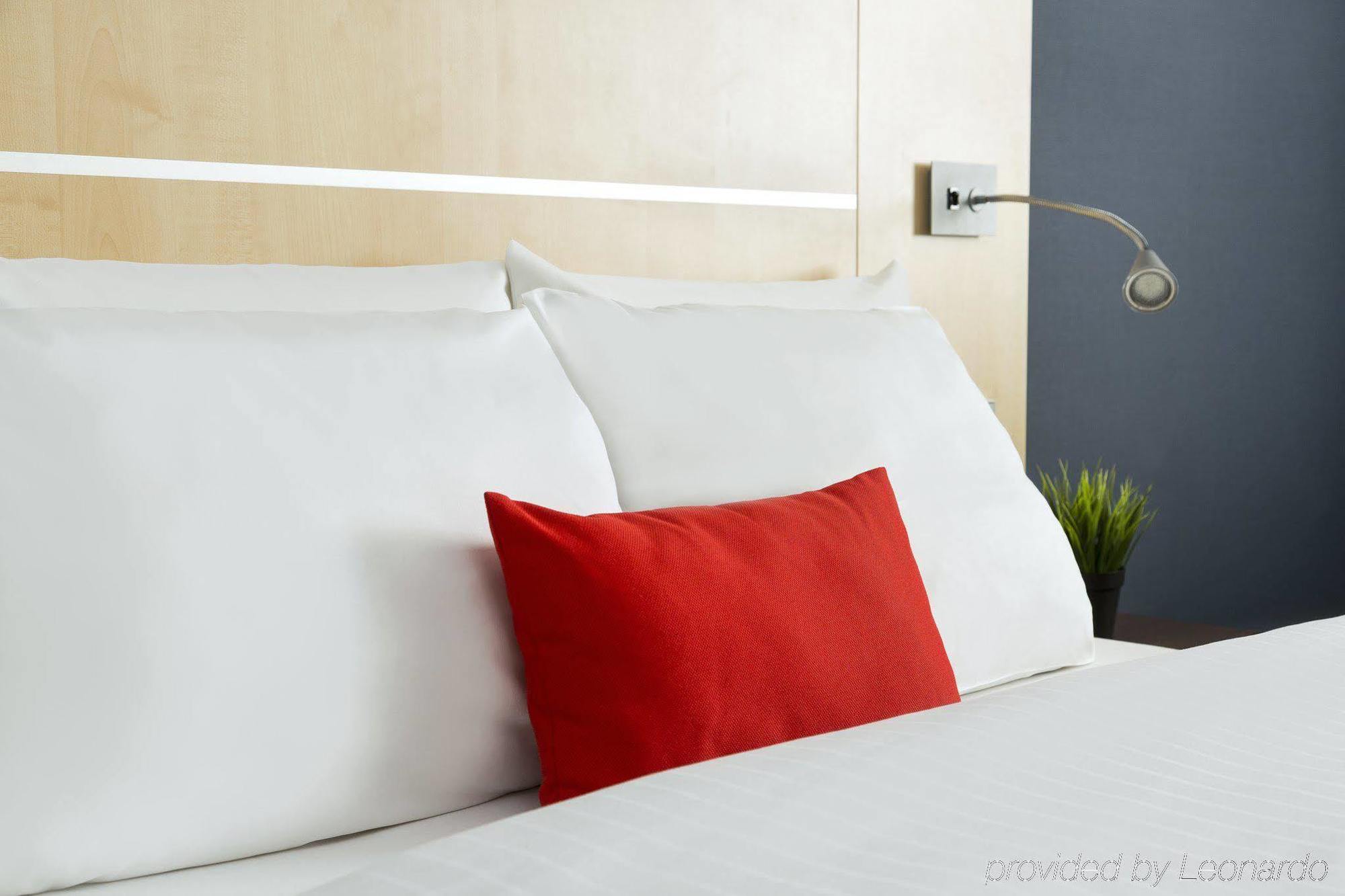 Express Muelheim By Ihg Hotel 3*